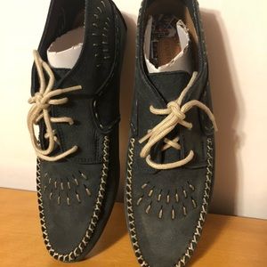 Hush puppie moccasins Sz. 8.5B